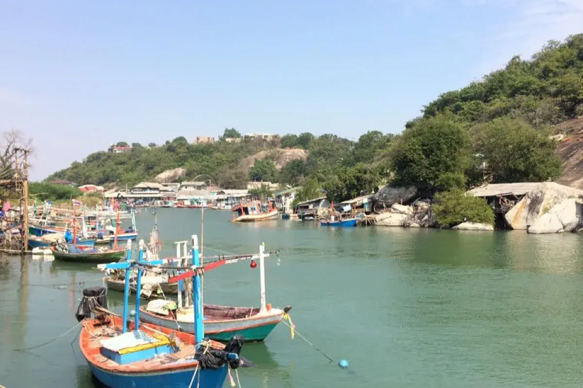 Hua Hin by Train - Image 1